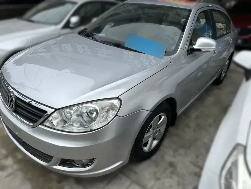 2013 Volkswagen Lavida 1.6L 105HP L4 5MT