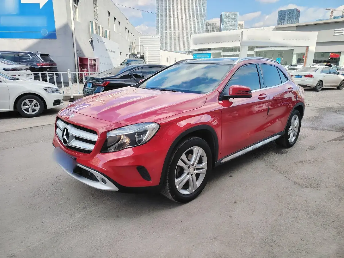 2016 Mercedes-Benz GLA Class 1.6T 156HP L4 7DCT