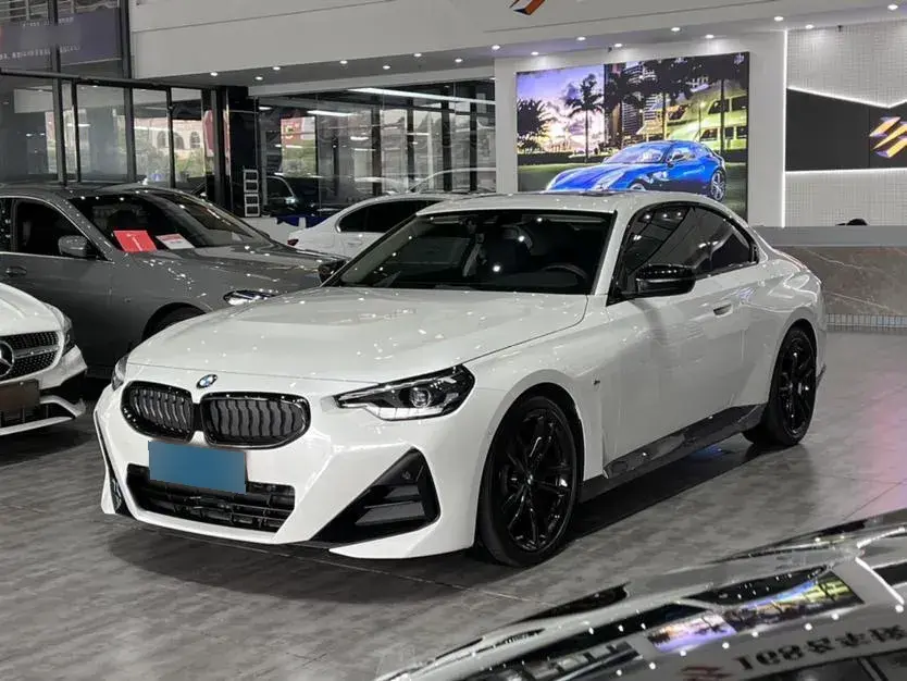 2022 BMW 2 Series 2.0T 184HP L4 8AT