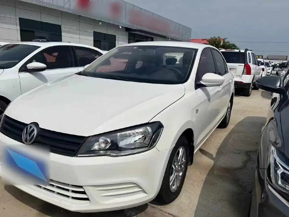 2015 Volkswagen Jetta 1.6L 110HP L4 5MT