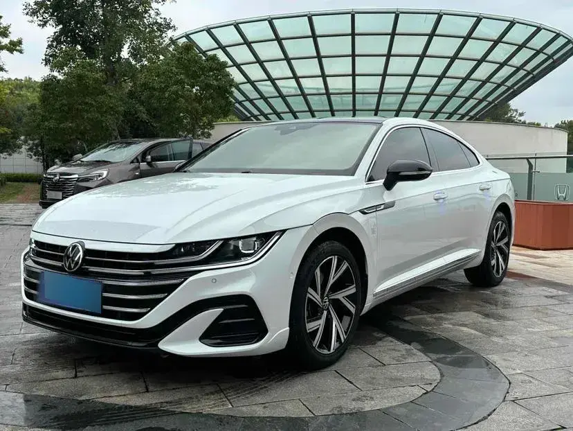 2021 Volkswagen CC 2.0T 220HP L4 7DCT
