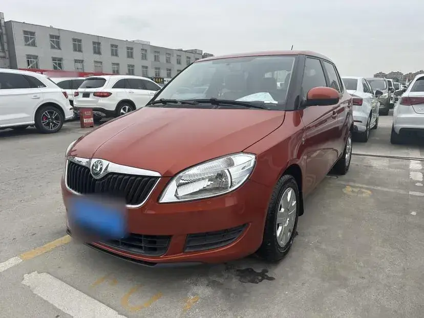 2012 Skoda Fabia 1.4L 86HP L4 6AT
