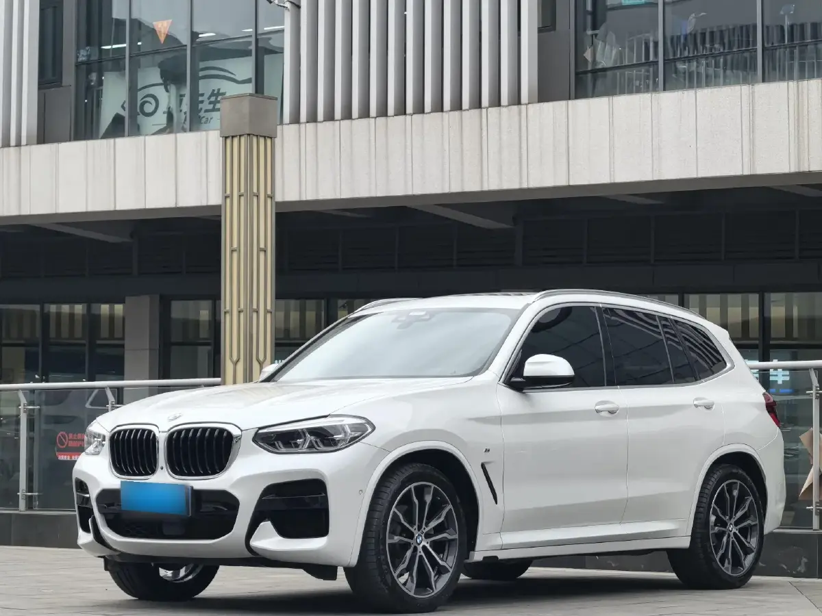 2019 BMW X3 2.0T 252HP L4 8AT