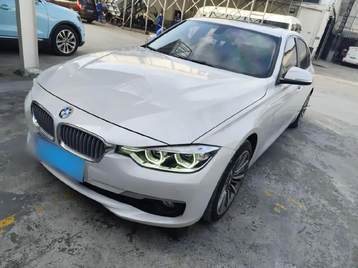 2019 BMW 3 Series 2.0T 184HP L4 8AT