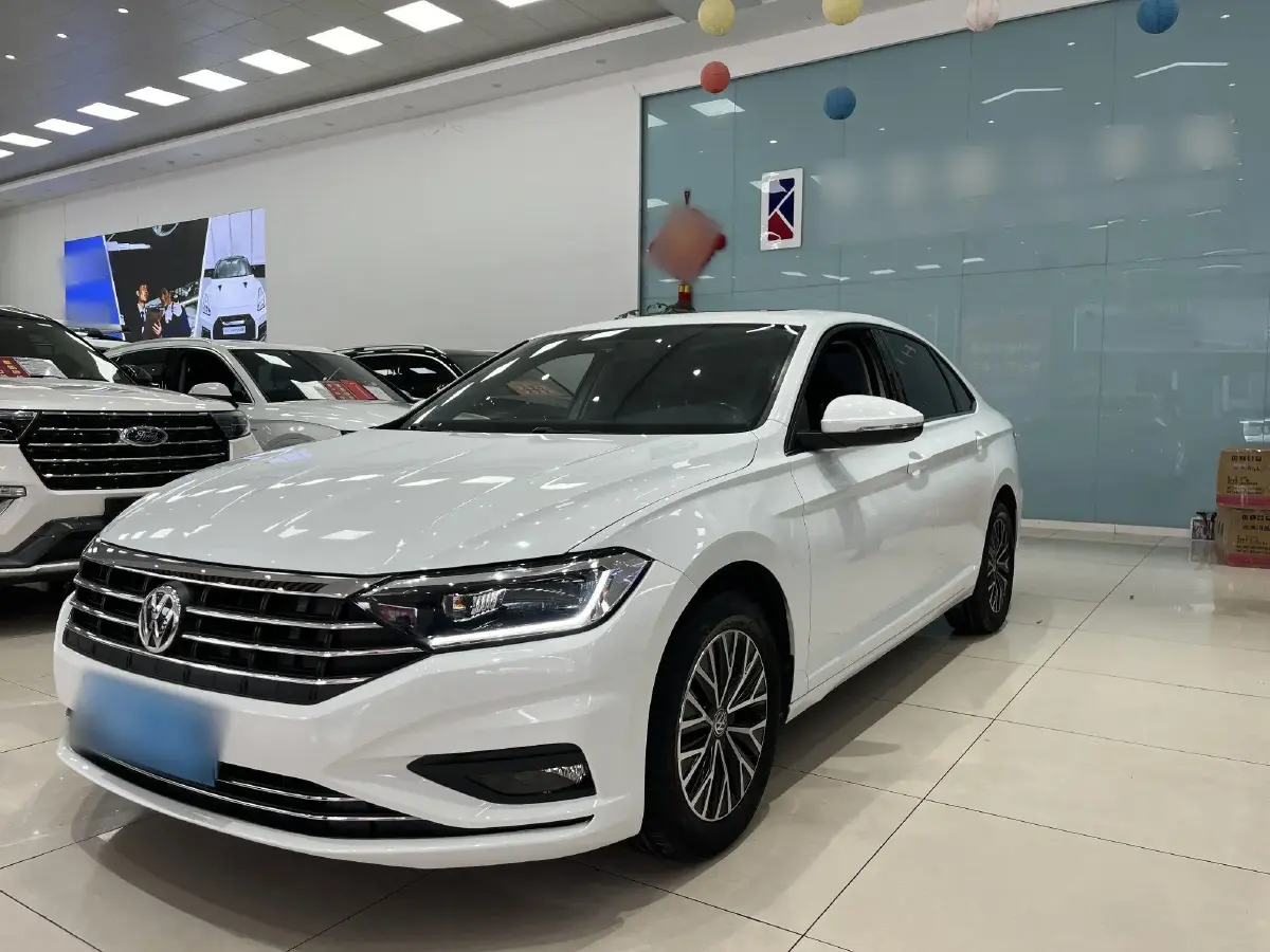 2019 Volkswagen Sagitar 1.4T 150HP L4 7DCT