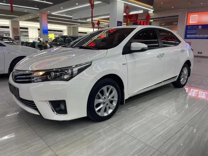 2014 Toyota Corolla 1.6L 122HP L4 CVT