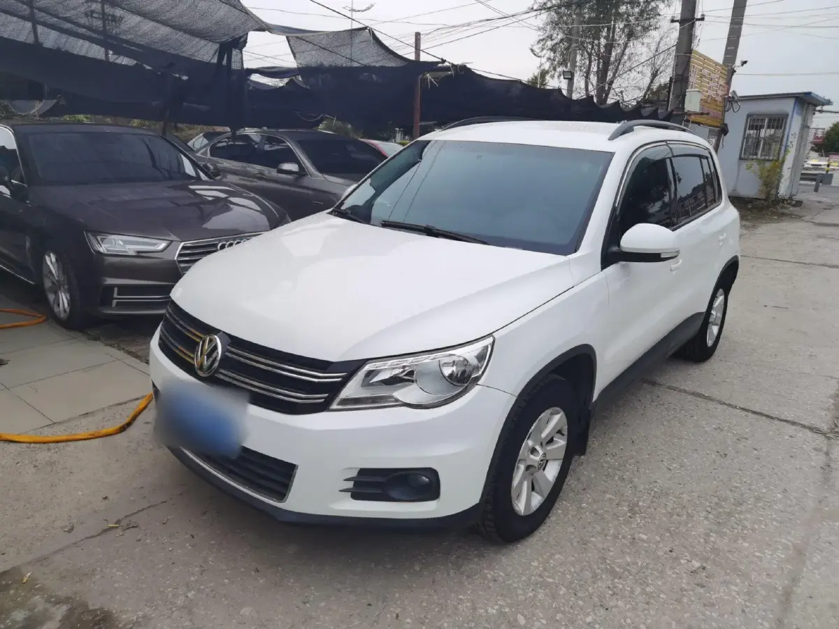 2012 Volkswagen Tiguan 1.8T 160HP L4 6AT
