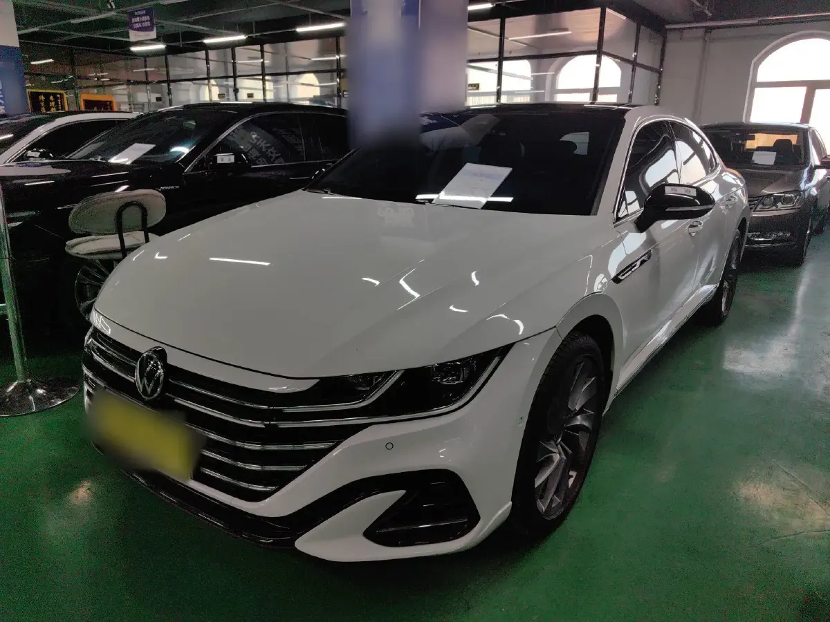 2021 Volkswagen CC 2.0T 220HP L4 7DCT