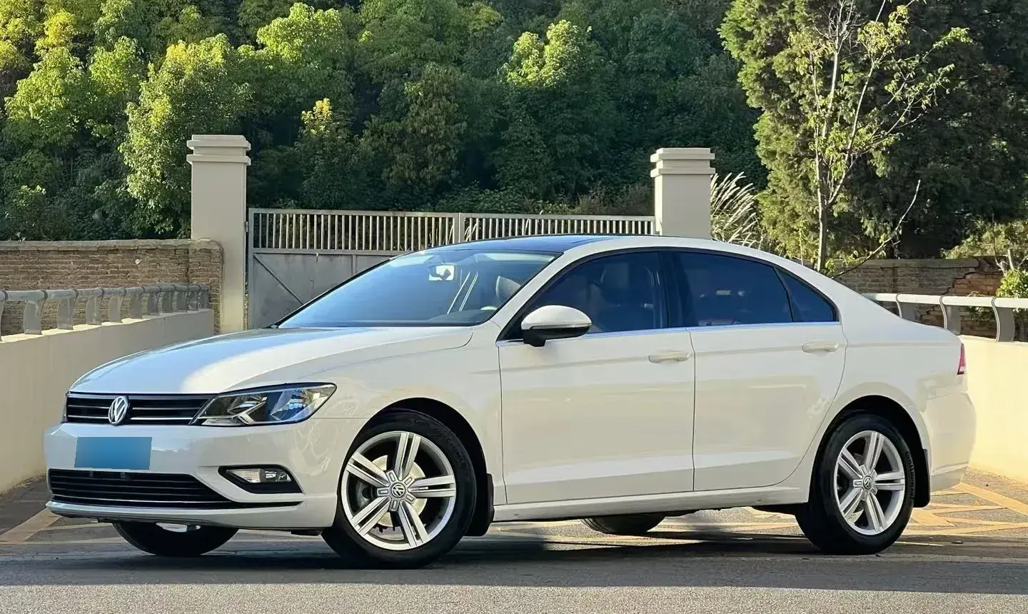 2017 Volkswagen Lamando 1.4T 150HP L4 7DCT