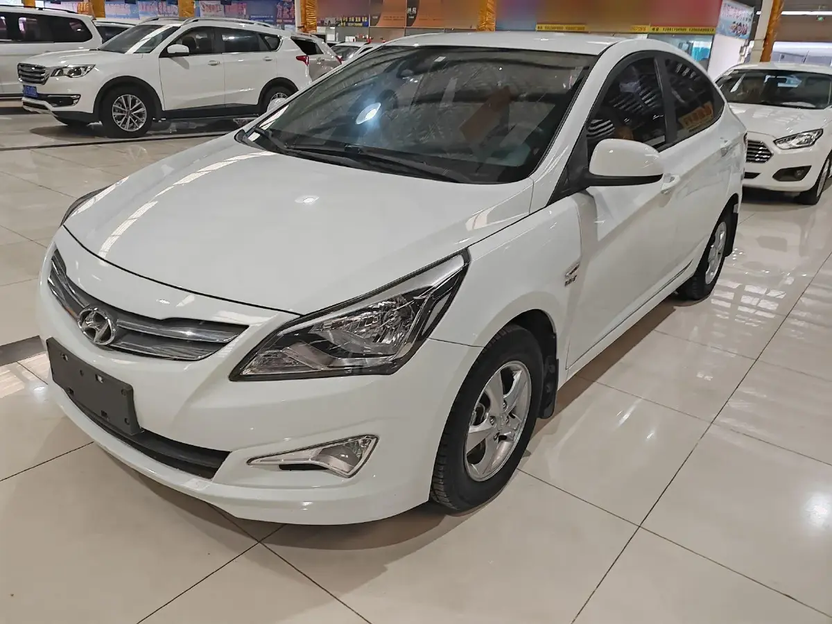 2014 Hyundai Reina 1.4L 107HP L4 4AT