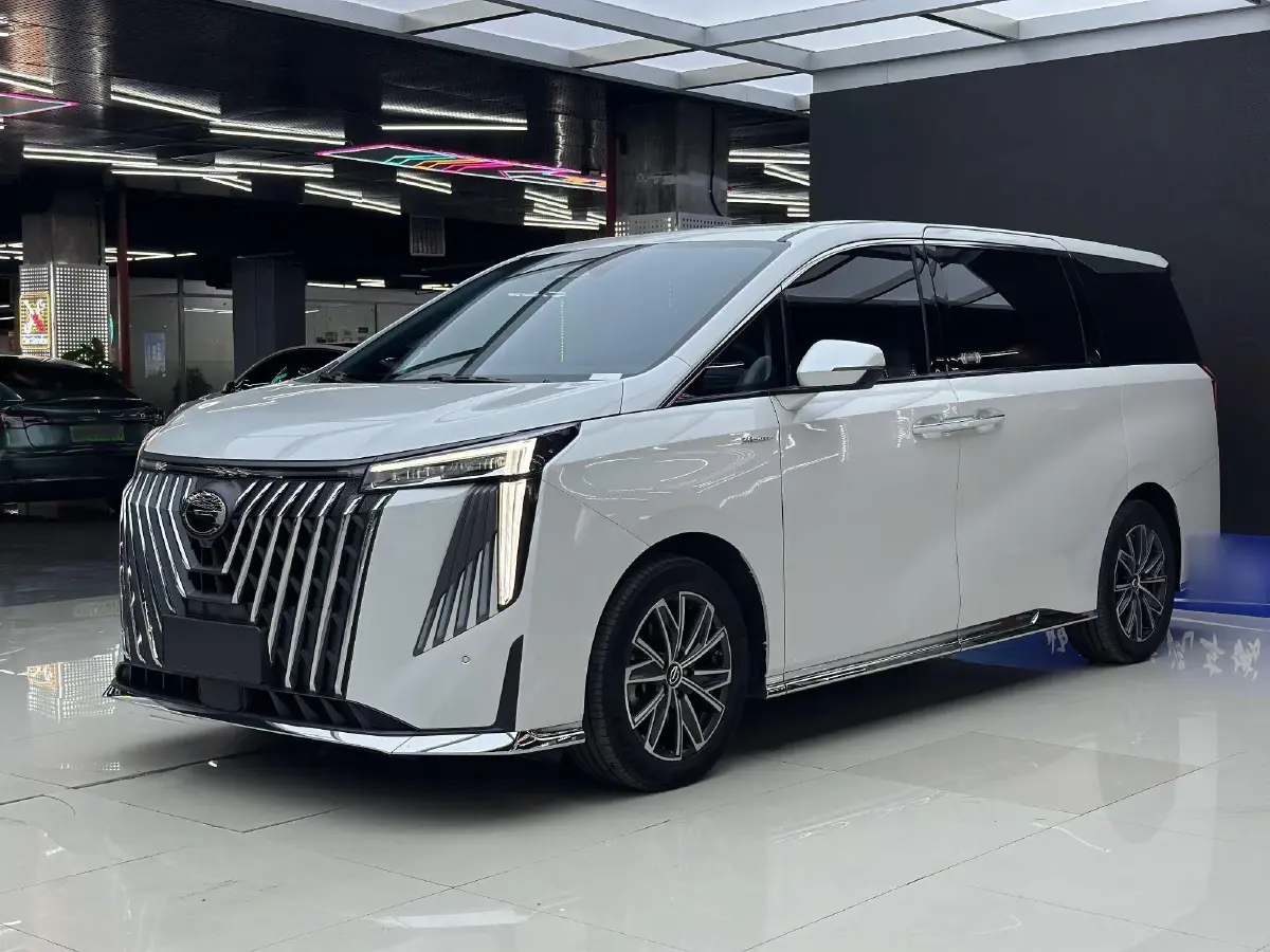 2024 GAC Trumpchi M8 2.0T 252HP L4 8AT