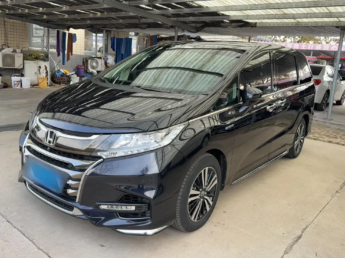 2019 Honda Odyssey 2.0L 146HP L4 E-CVT Hybrid