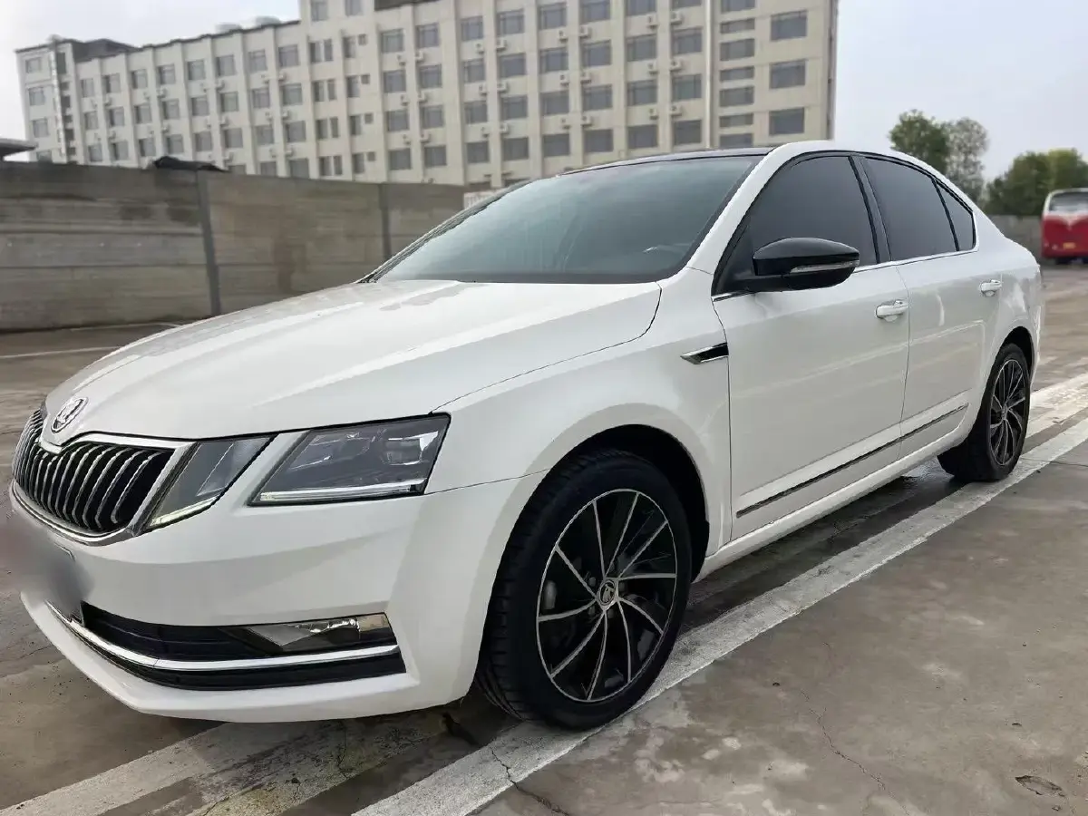 2019 Skoda Octavia 1.4T 150HP L4 7DCT