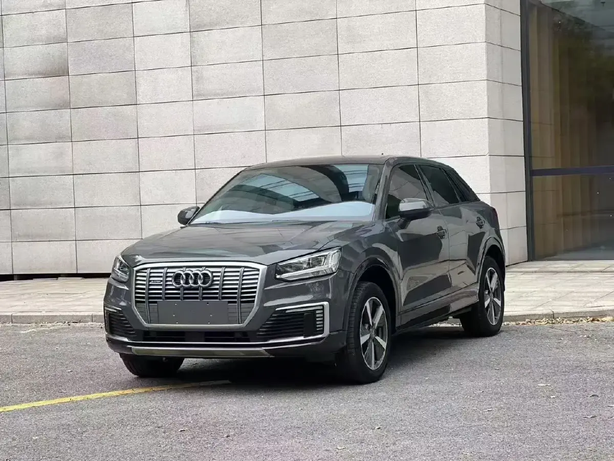 2019 Audi Q2L e-tron BEV 39.7KWH