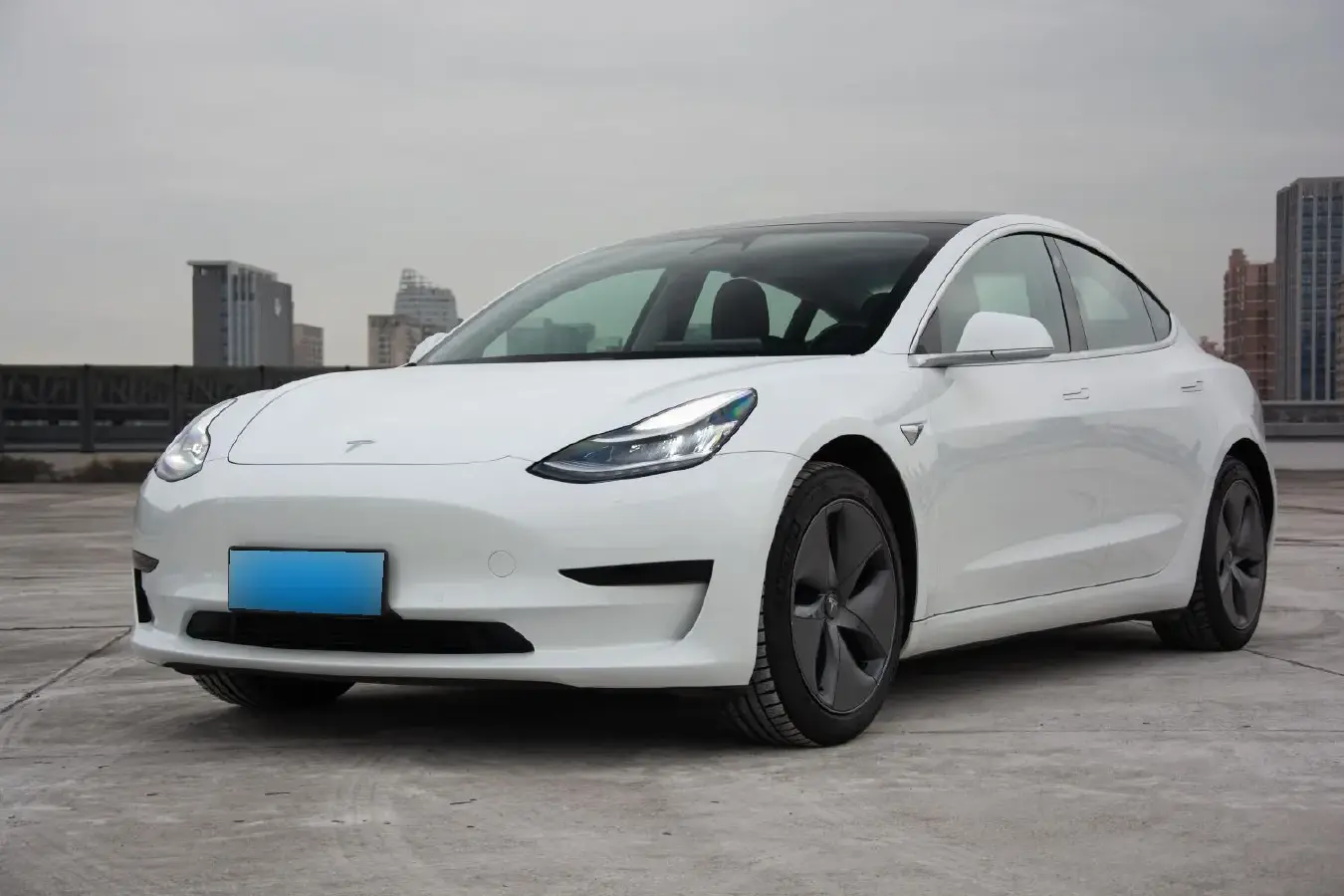 2020 Tesla Model 3 BEV 52KWH