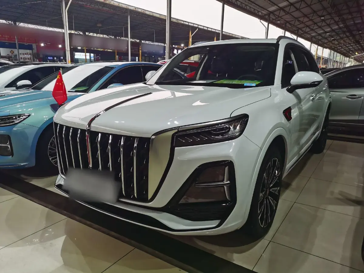 2023 HongQi HS5 2.0T 252HP L4 8AT