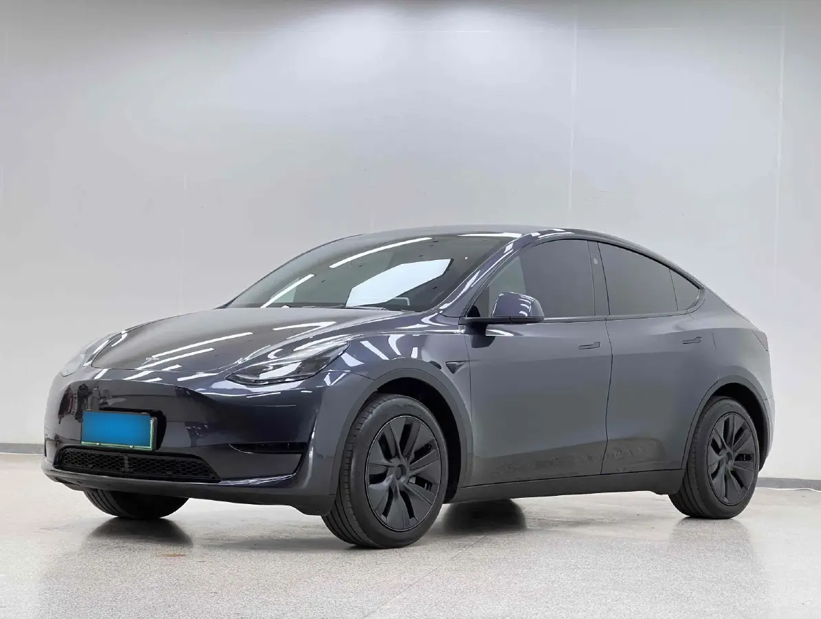 2024 Tesla Model Y BEV 60KWH