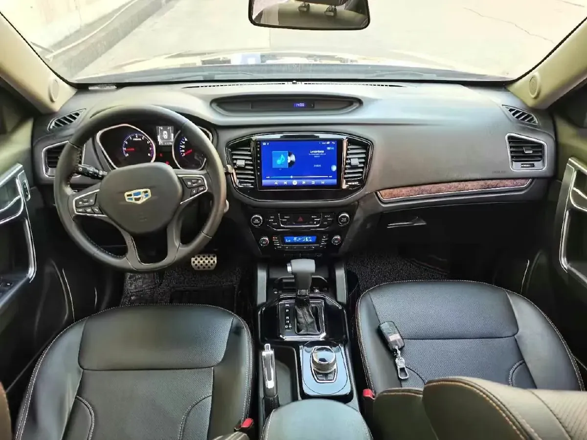 2014 Geely HaoQing SUV 2.4L 162HP L4 6AT,autocango,china used car exporter,china ev exporter,chinese used car exporter,chinese used ev exporter