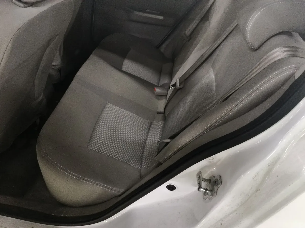 2015 ChangAn Alsvin V3 1.4L 101HP L4 5MT,autocango,china used car exporter,china ev exporter,chinese used car exporter,chinese used ev exporter