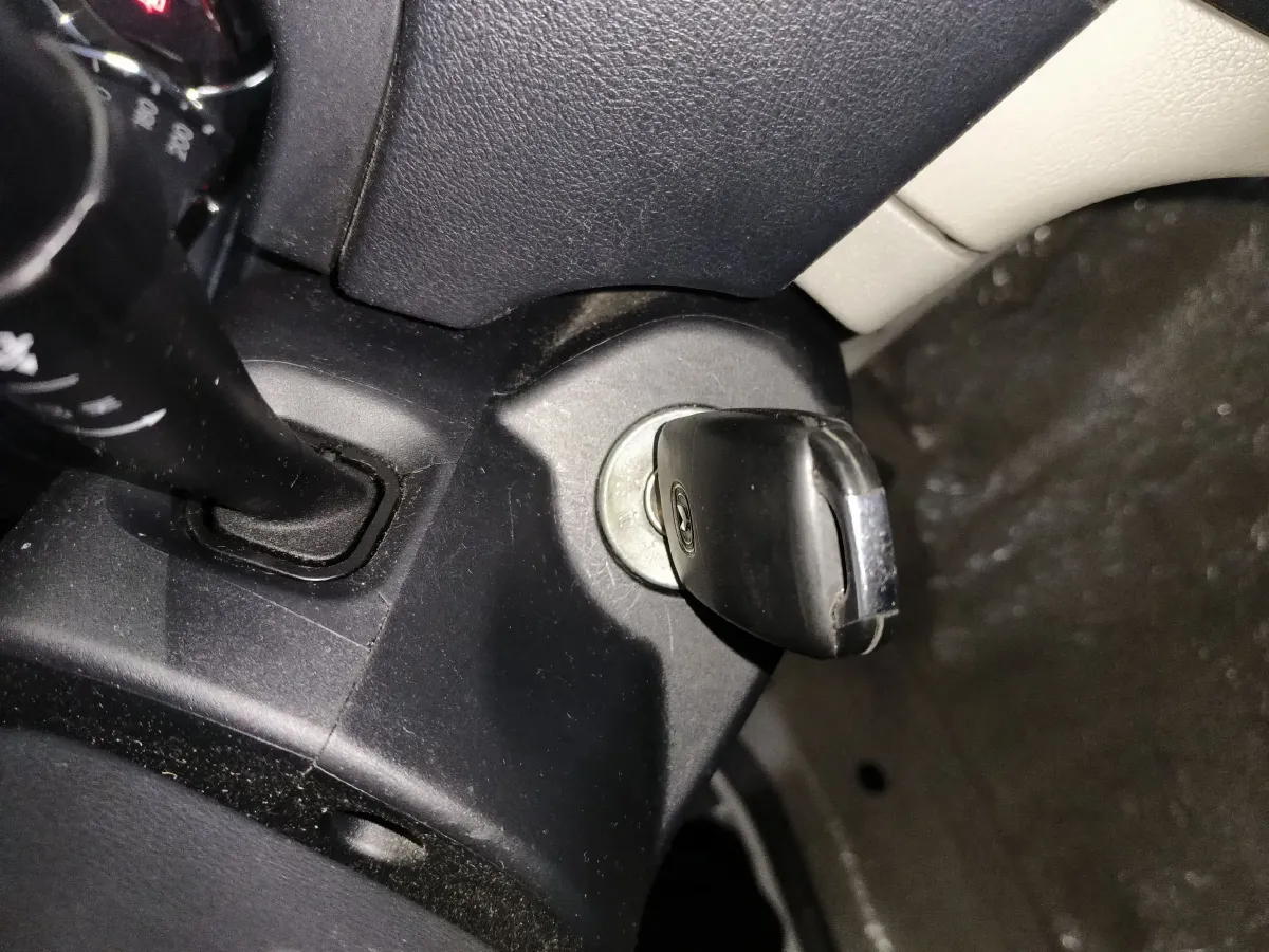 2015 ChangAn Alsvin V3 1.4L 101HP L4 5MT,autocango,china used car exporter,china ev exporter,chinese used car exporter,chinese used ev exporter