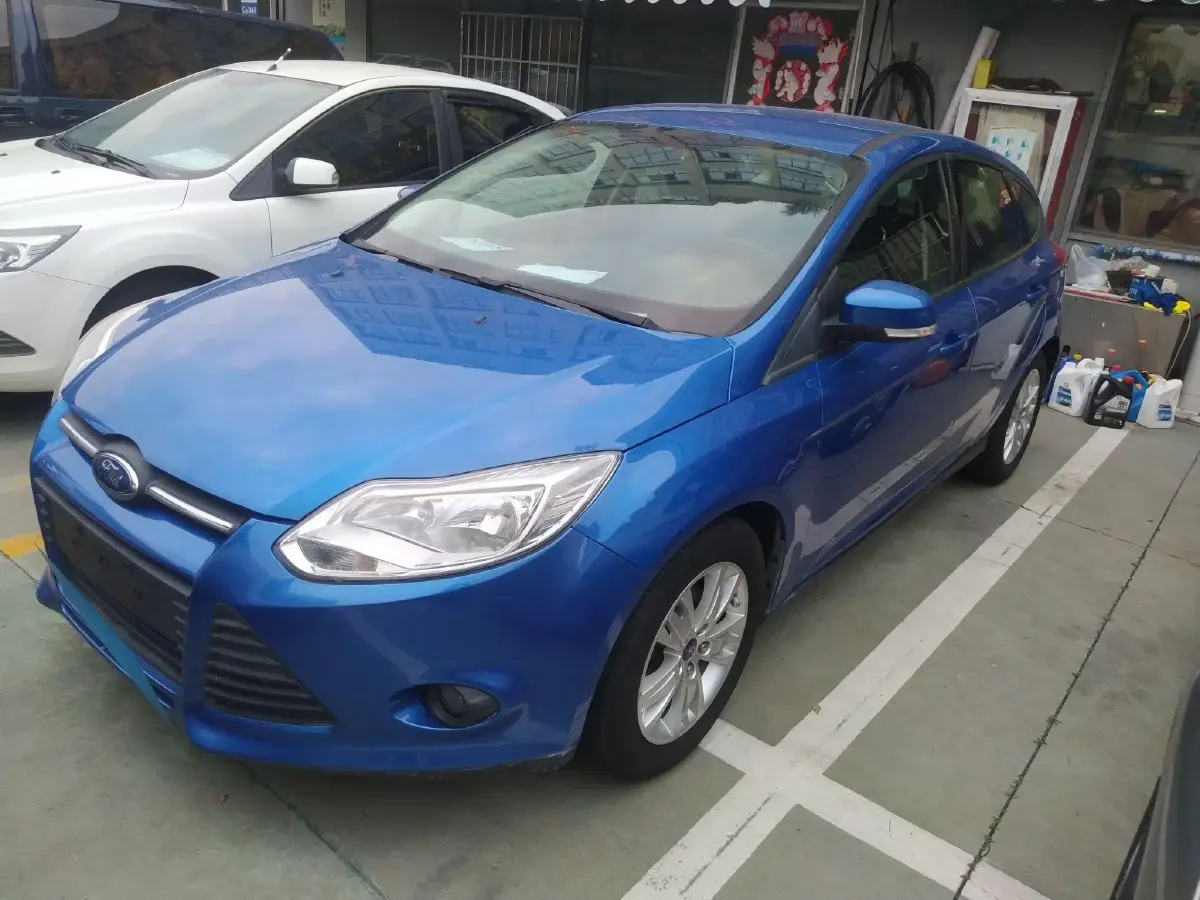 2012 Ford Focus 1.6L 125HP L4 6DCT
