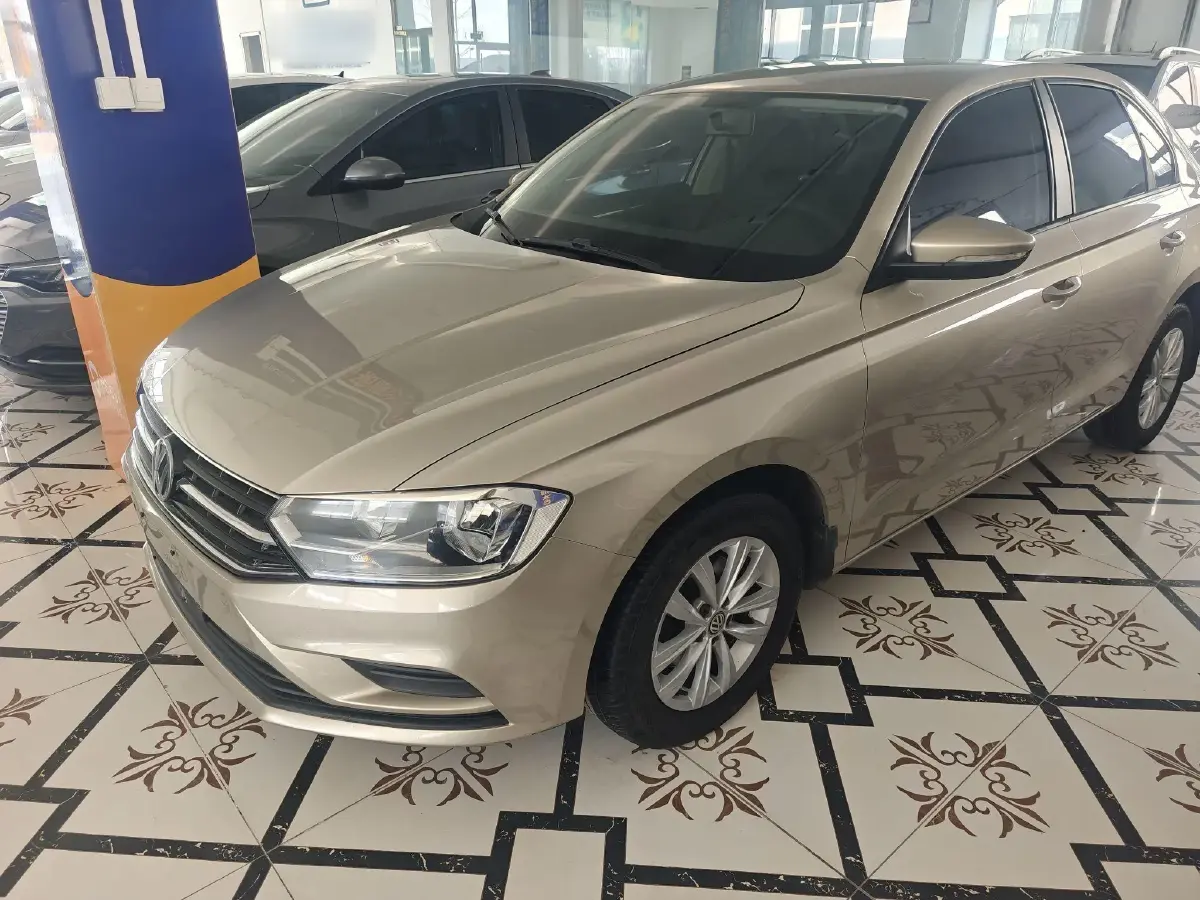 2016 Volkswagen Bora 1.6L 110HP L4 6AT