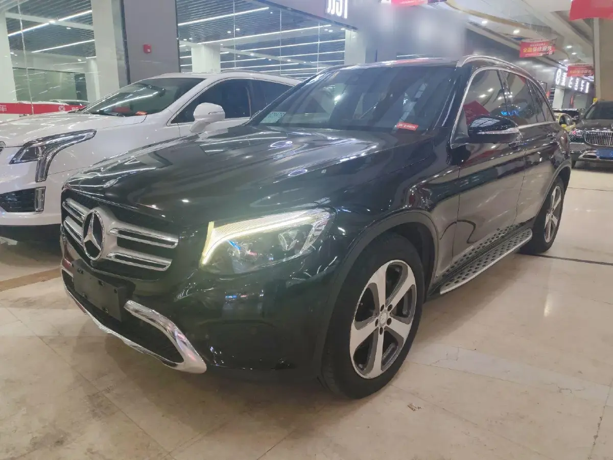 2016 Mercedes-Benz GLC Class 2.0T 245HP L4 9AT