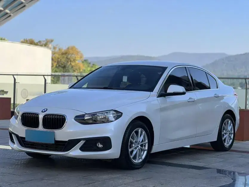 2018 BMW 1 Series 1.5T 136HP L3 6AT