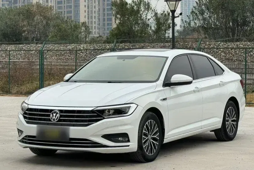 2020 Volkswagen Sagitar 1.4T 150HP L4 7DCT