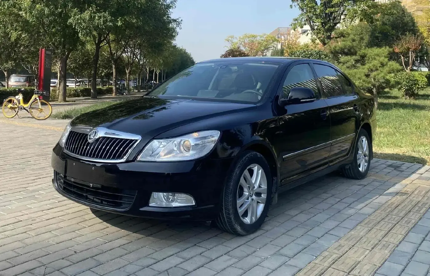 2014 Skoda Octavia 1.6L 105HP L4 6AT