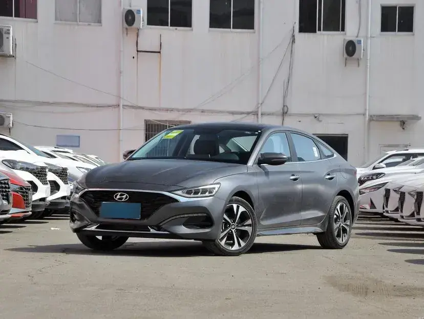 2019 Hyundai La Festa 1.6T 204HP L4 7DCT