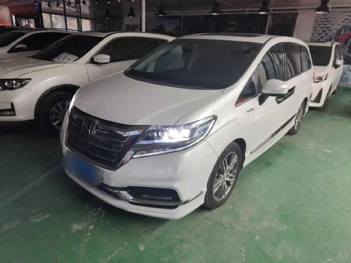 2019 Honda Elysioin 2.0L 146HP L4 E-CVT Hybrid