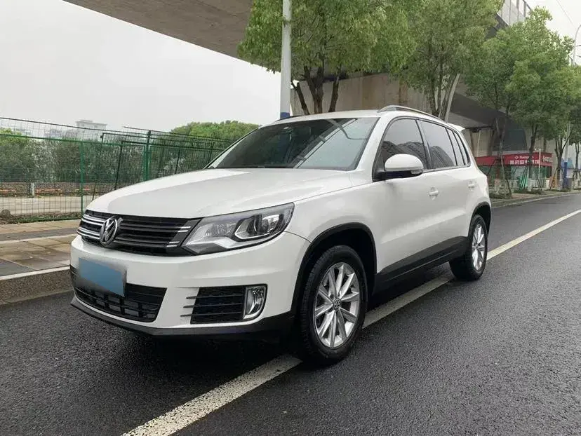 2017 Volkswagen Tiguan 1.8T 160HP L4 6AT