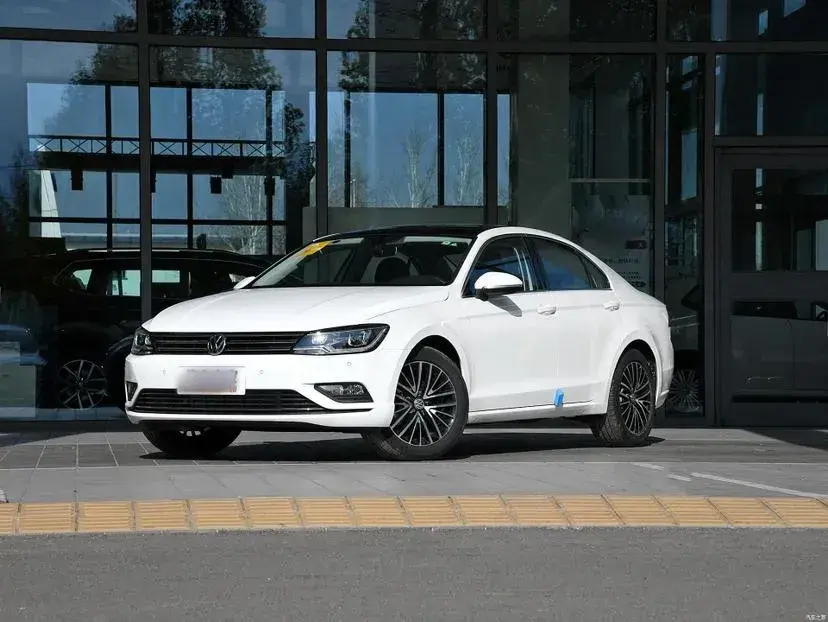 2017 Volkswagen Lamando 1.4T 150HP L4 7DCT