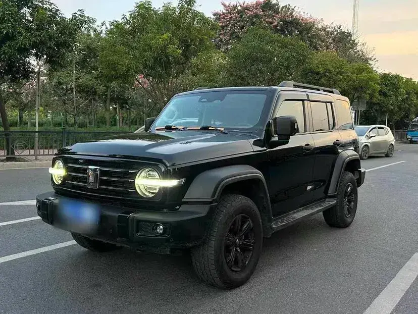 2021 Tank 300 2.0T 227HP L4 8AT