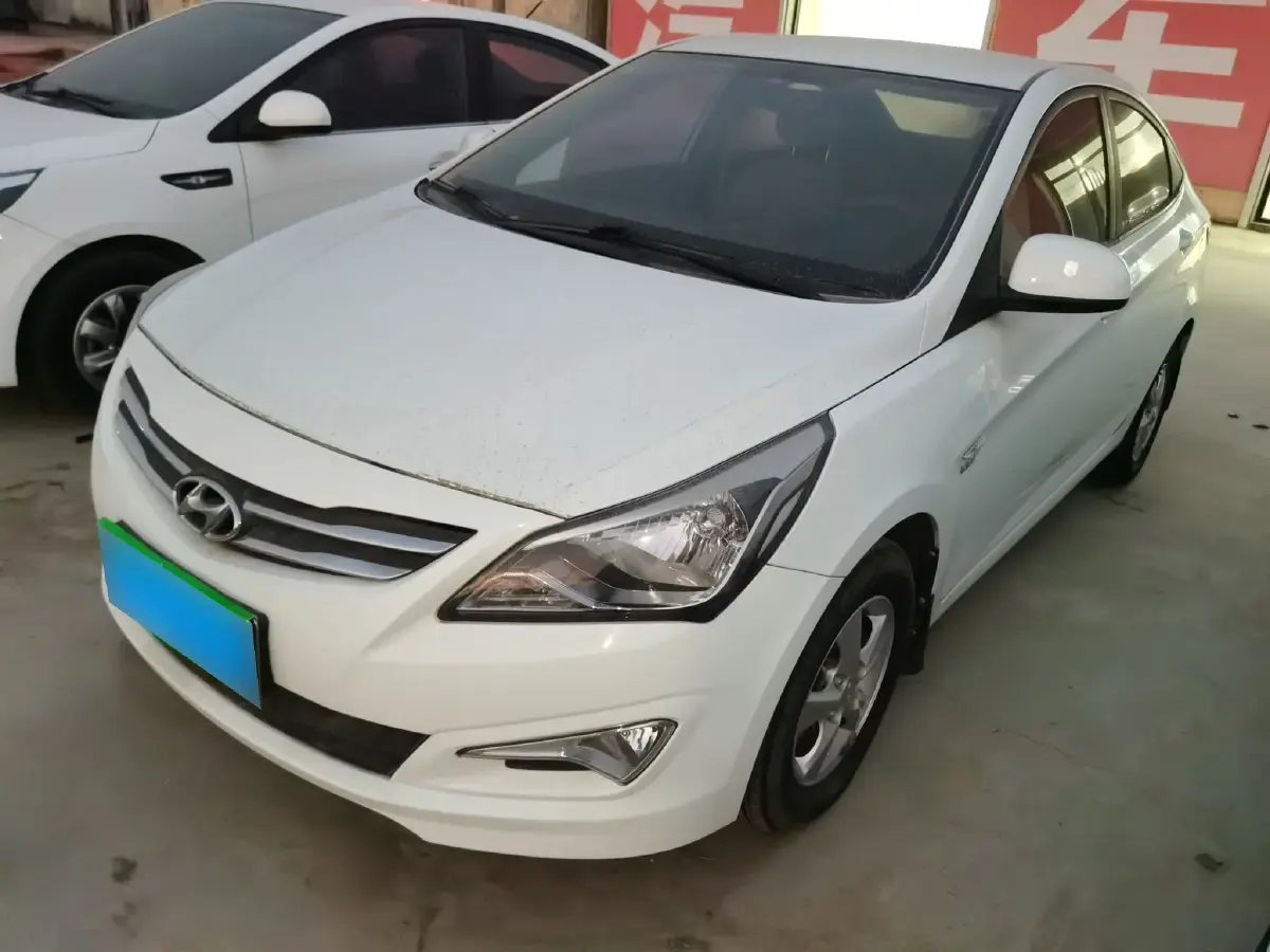 2016 Hyundai Reina 1.4L 107HP L4 5MT