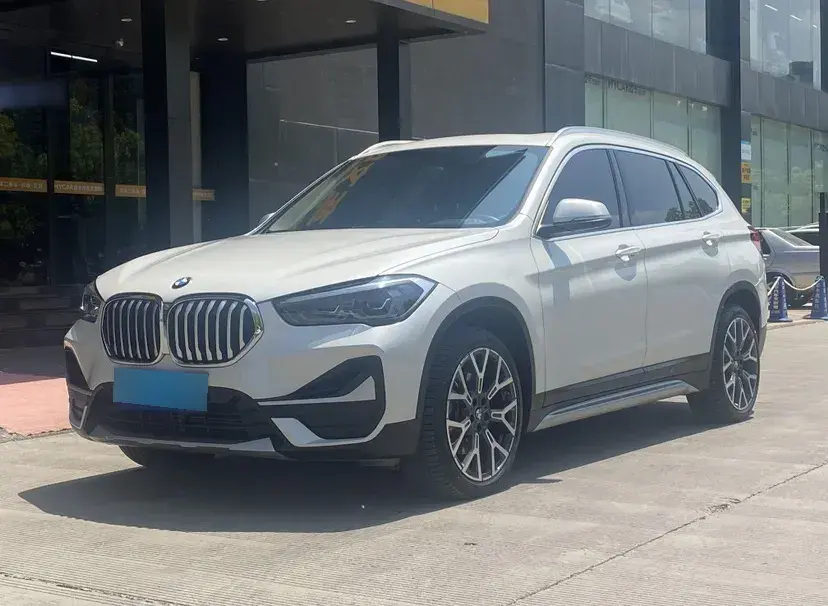 2021 BMW X1 2.0T 192HP L4 8AT