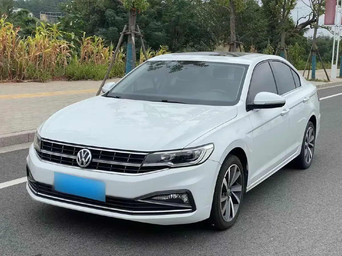 2020 Volkswagen Bora 1.5L 113HP L4 6AT