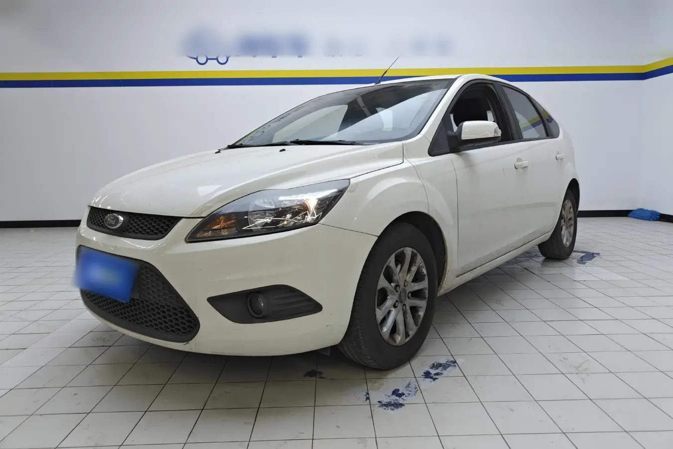 2013 Ford Focus 1.8L 124HP L4 5MT