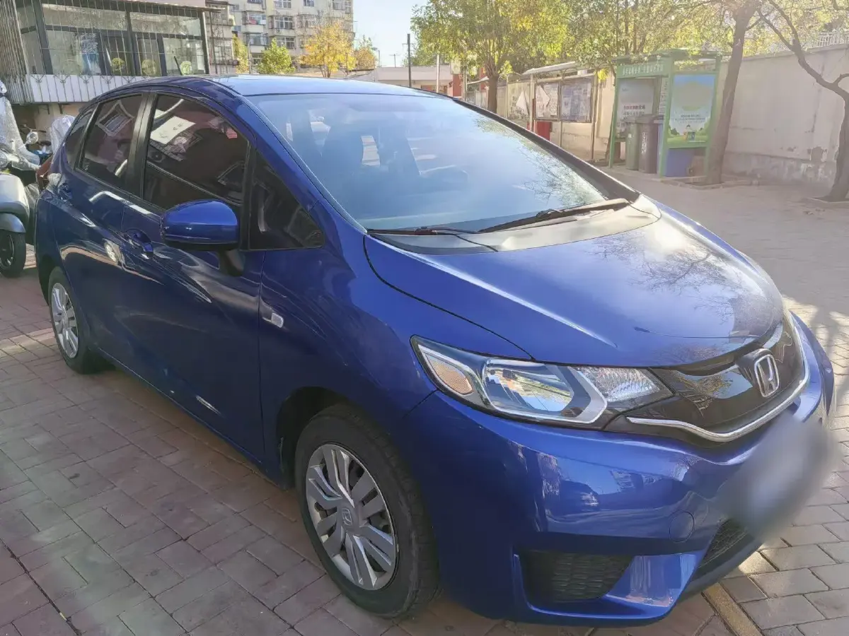 2016 Honda Fit 1.5L 131HP L4 CVT