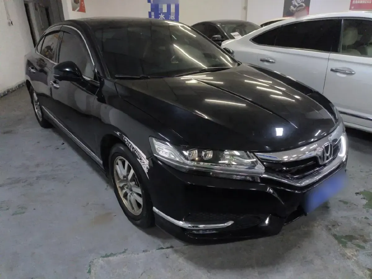 2017 Honda Spirior 2.0L 155HP L4 CVT,autocango,china used car exporter,china ev exporter,chinese used car exporter,chinese used ev exporter