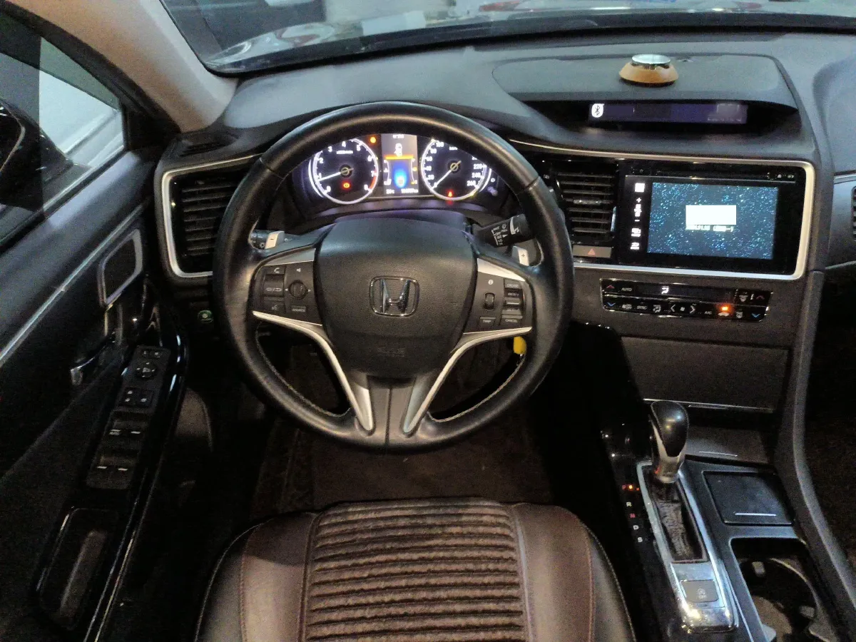 2017 Honda Spirior 2.0L 155HP L4 CVT,autocango,china used car exporter,china ev exporter,chinese used car exporter,chinese used ev exporter