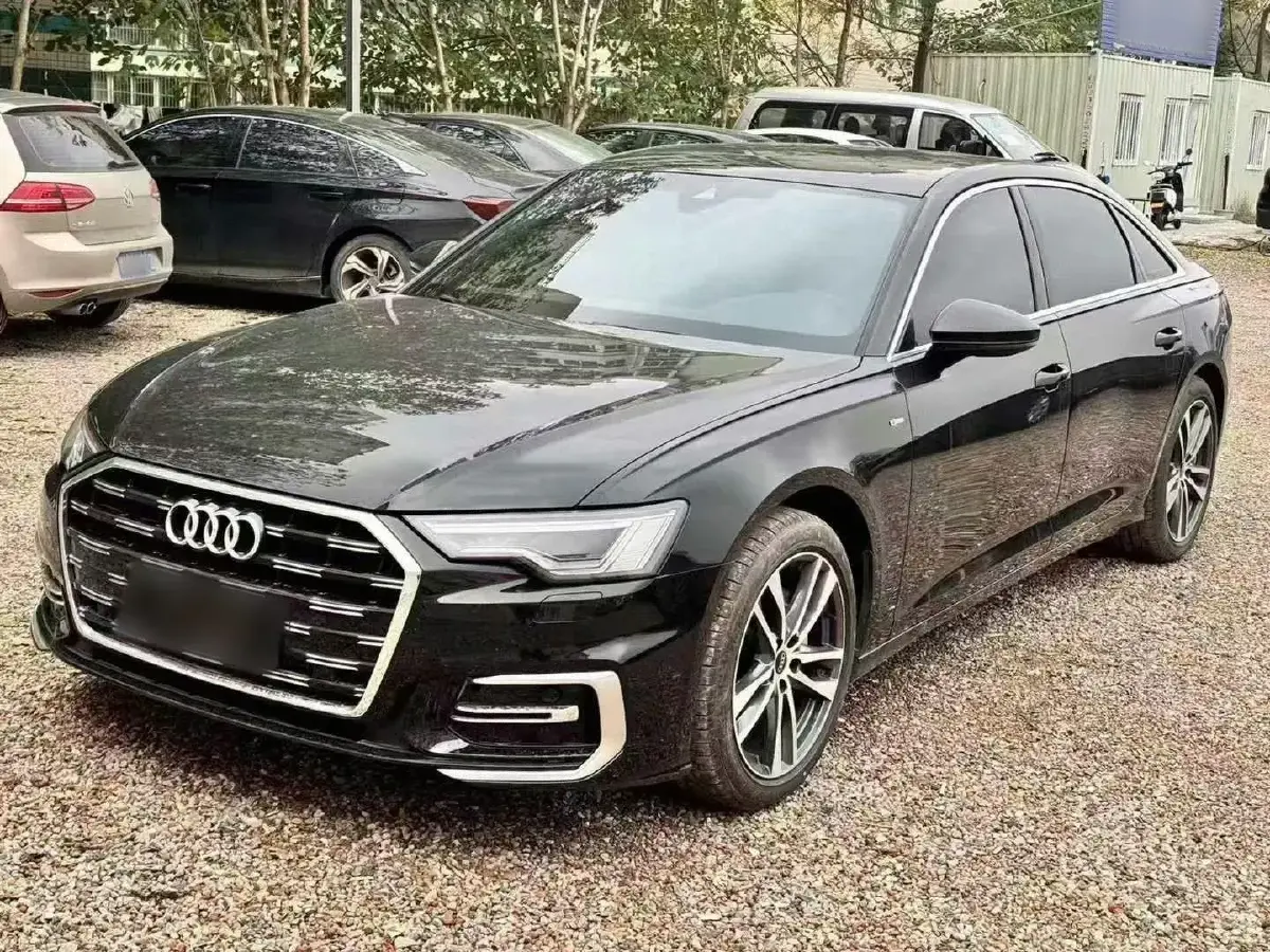 2020 Audi A6L 2.0T 190HP L4 7DCT