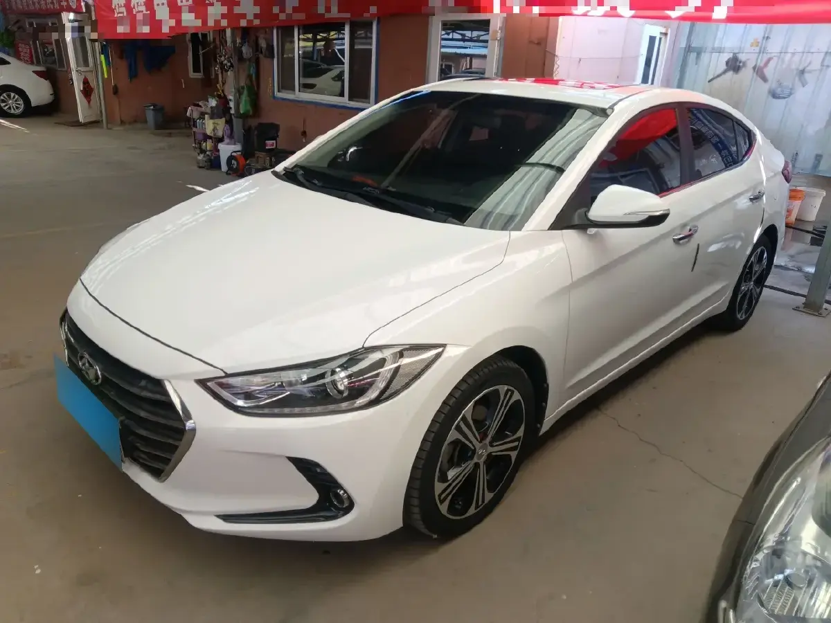 2018 Hyundai Elantra 1.4T 130HP L4 7DCT