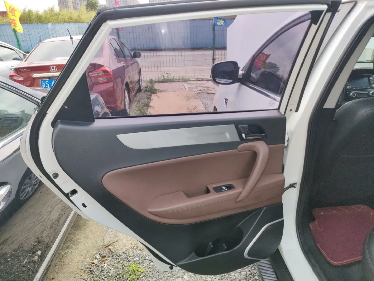 2015 JAC Refine S5 1.5T 174HP L4 6DCT,autocango,china used car exporter,china ev exporter,chinese used car exporter,chinese used ev exporter