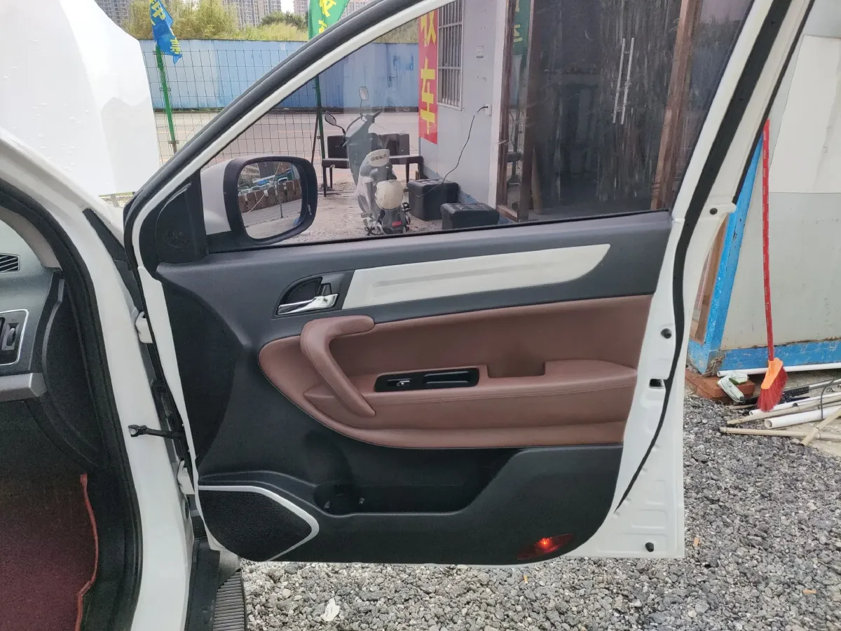 2015 JAC Refine S5 1.5T 174HP L4 6DCT,autocango,china used car exporter,china ev exporter,chinese used car exporter,chinese used ev exporter