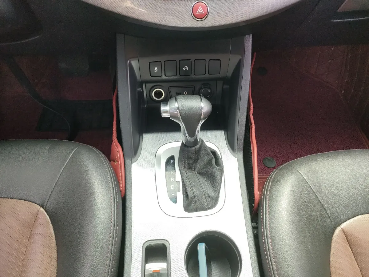 2015 JAC Refine S5 1.5T 174HP L4 6DCT,autocango,china used car exporter,china ev exporter,chinese used car exporter,chinese used ev exporter