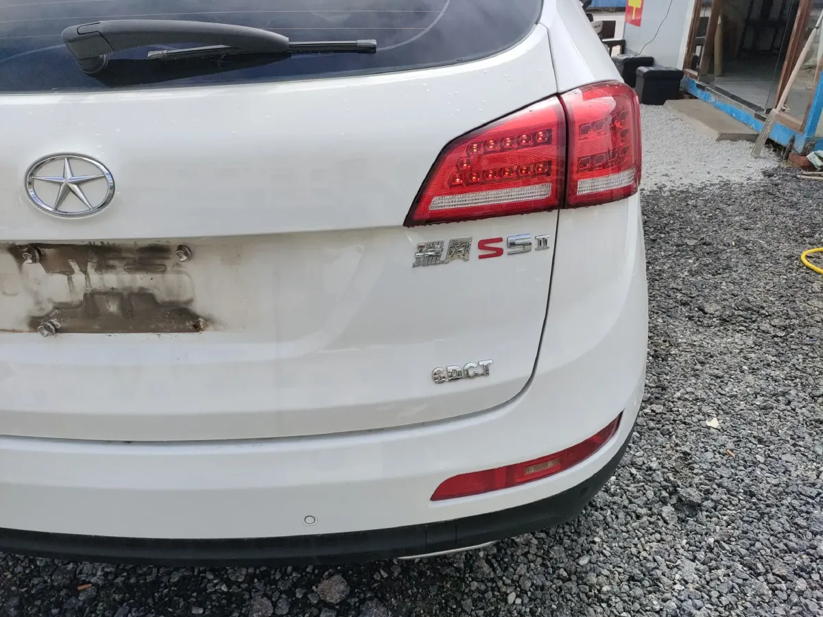 2015 JAC Refine S5 1.5T 174HP L4 6DCT,autocango,china used car exporter,china ev exporter,chinese used car exporter,chinese used ev exporter