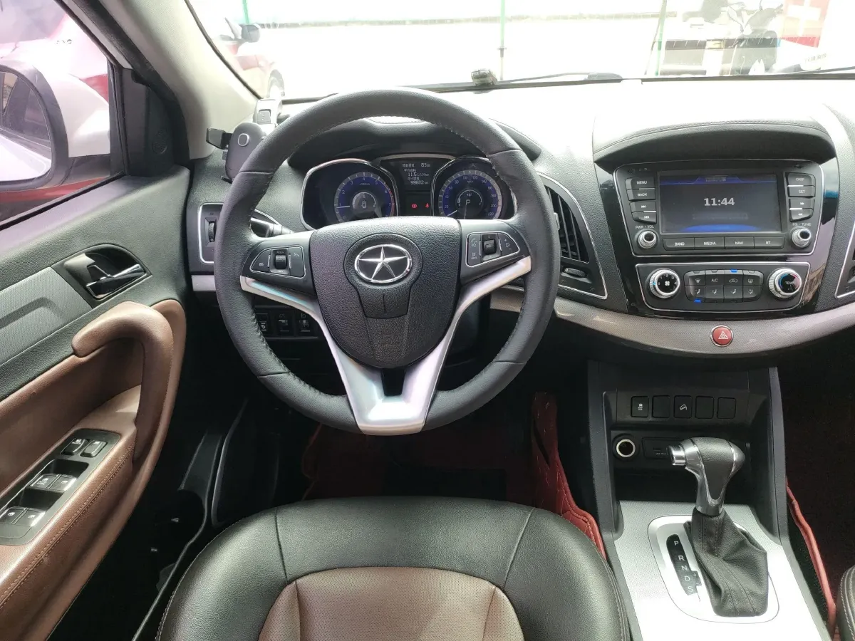 2015 JAC Refine S5 1.5T 174HP L4 6DCT,autocango,china used car exporter,china ev exporter,chinese used car exporter,chinese used ev exporter