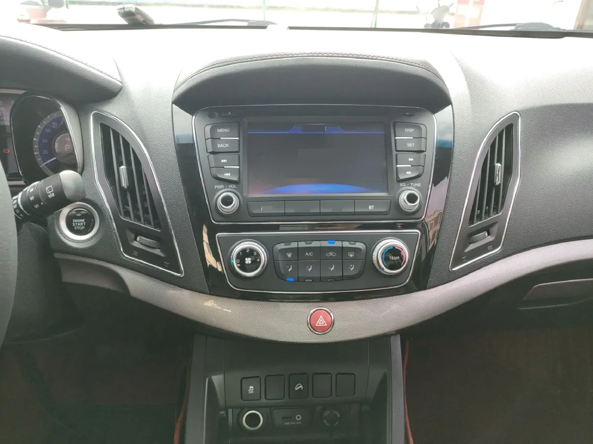 2015 JAC Refine S5 1.5T 174HP L4 6DCT,autocango,china used car exporter,china ev exporter,chinese used car exporter,chinese used ev exporter